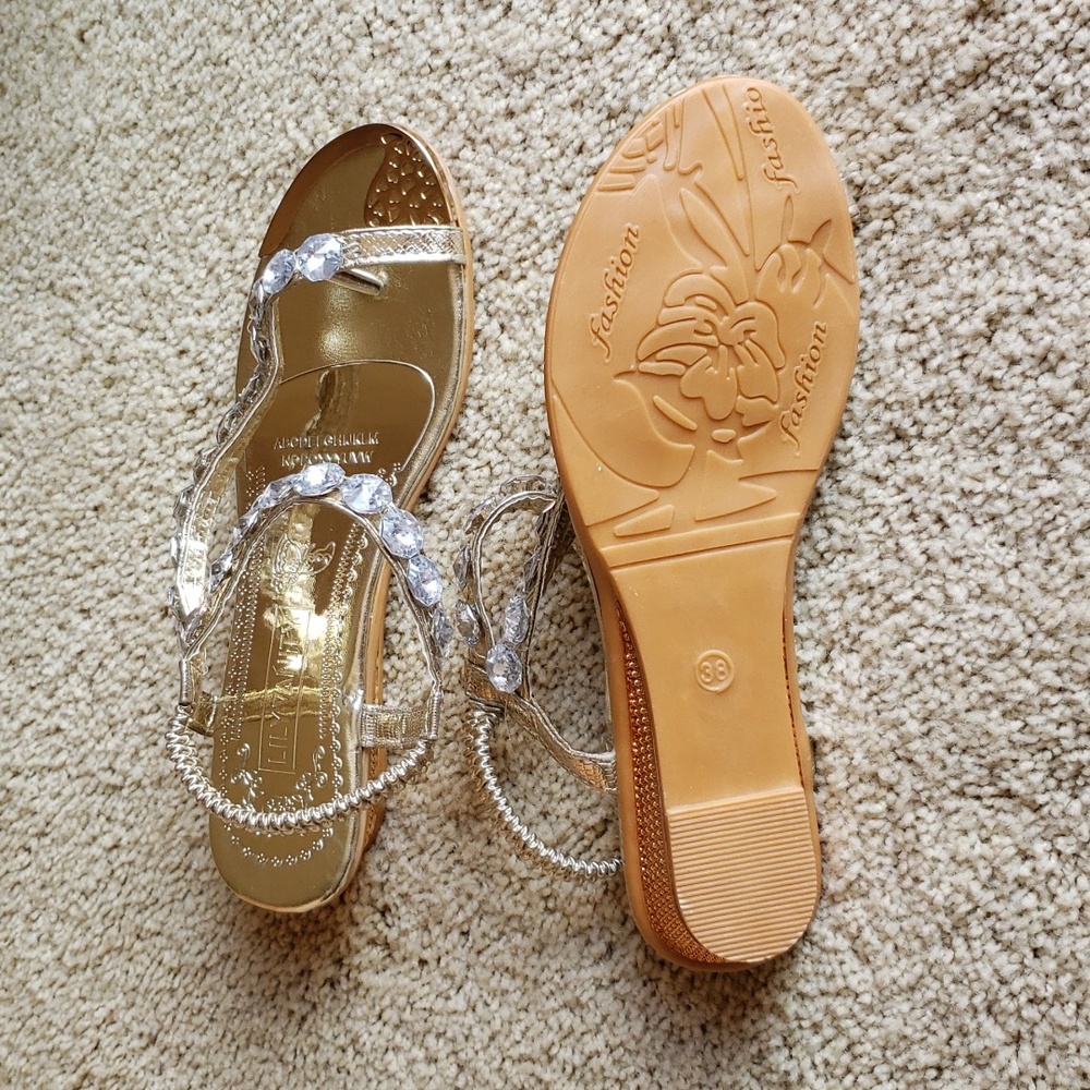Sandals - Picture 3 of 3